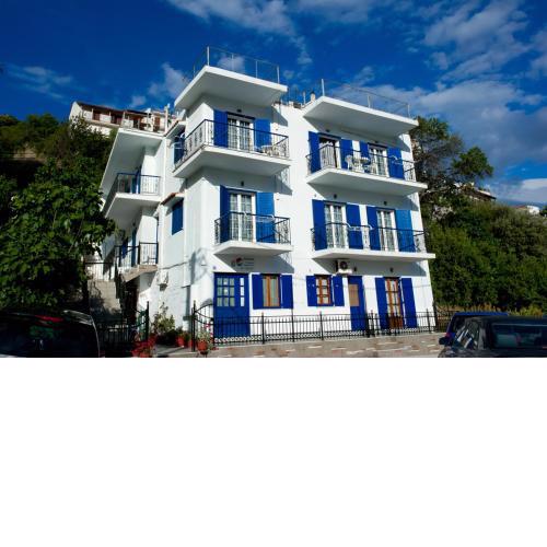 Syraina Apartments
