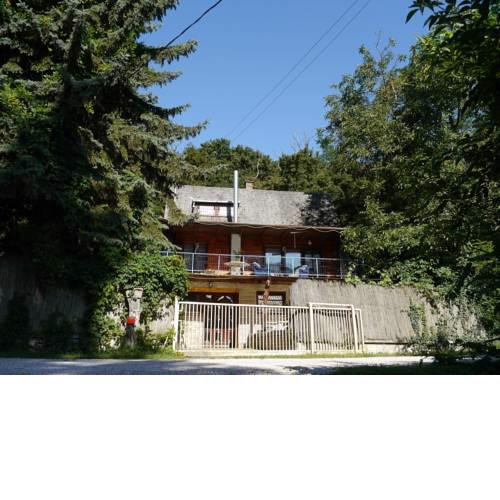 SZARVASKŐ NYARALÓ/ DEER ROCK COTTAGE