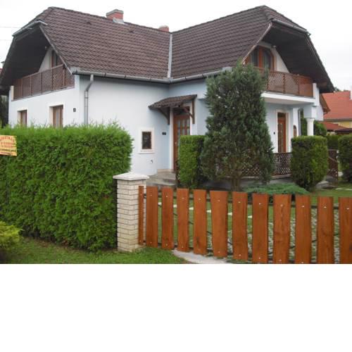 Szekrény Apartman