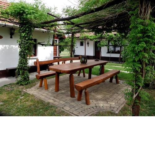 Szérűskert Vendégház Pusztaszer