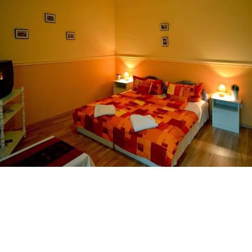 Szilvia Apartmanház