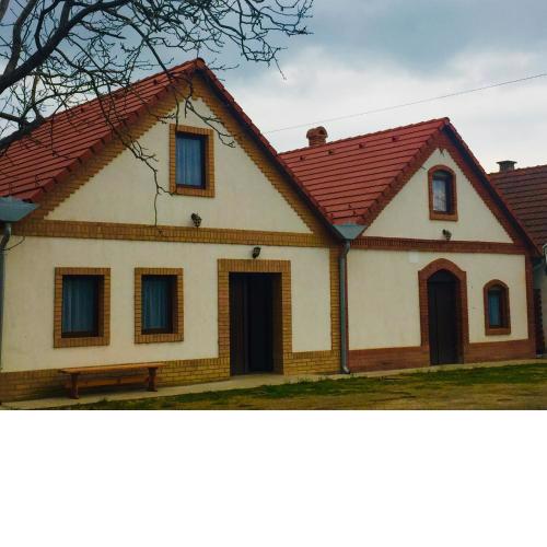 Takács Pince apartman