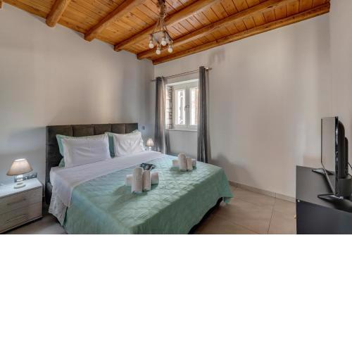 TAKIS GUESTHOUSE-Orneda-HERMOUPOLIS