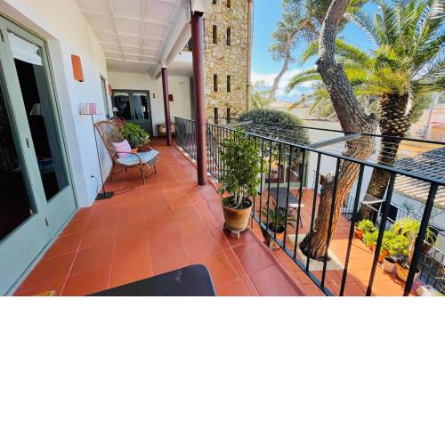 Tamariu 5 - In the heart of Tamariu 2 min from the beach & sunny terrace