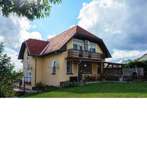 TamásHáz