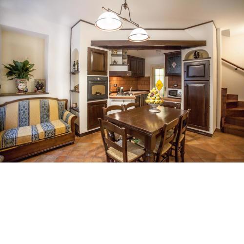 Taormina Central Apartment Tina House