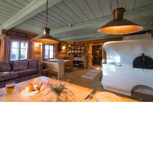 Tara, a stunning Historic log Farmhouse in Europes biggest Nature Reserve