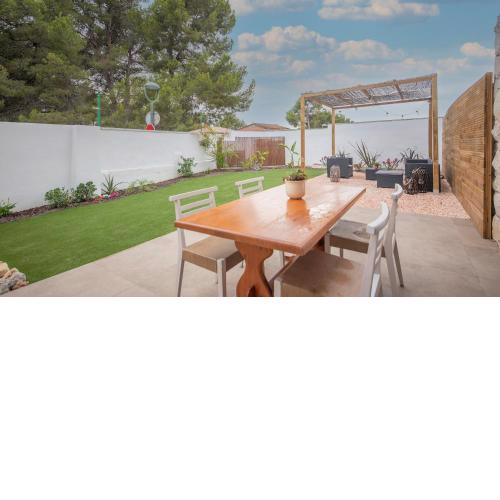 TarracoHomes, TH141 Apartamento Escorpi con terraza