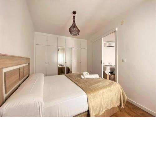 TarracoHomes, TH16 Apartamento Arc de Sant Llorens en centro de Tarragona