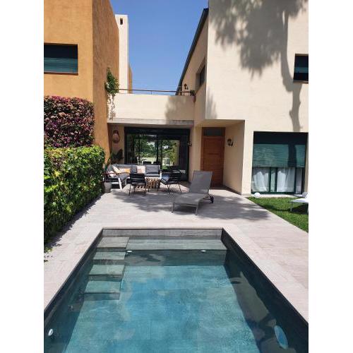 TarracoHomes, Town house la mora