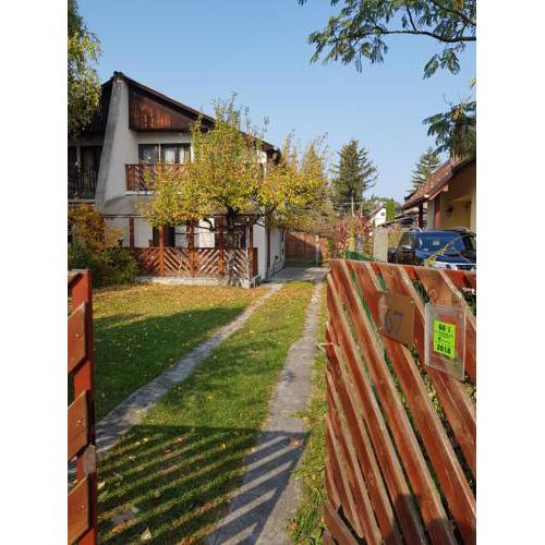 Tavasz apartman