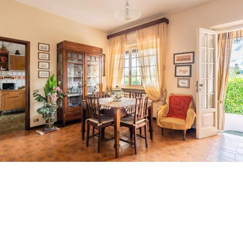 Tea Rose House
