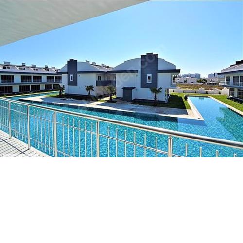 Tema pool Lara Venezia