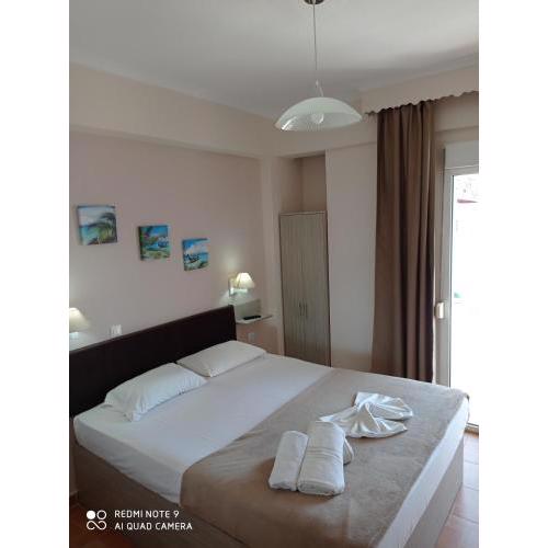 Teo Rooms