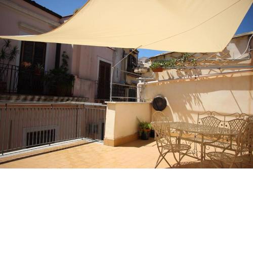 Terrazza in centro, Palazzo Florio