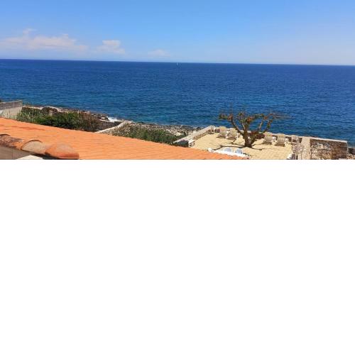 TERRAZZE SUL MARE DI CASTRO
