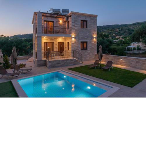 Tesoro luxury apartments