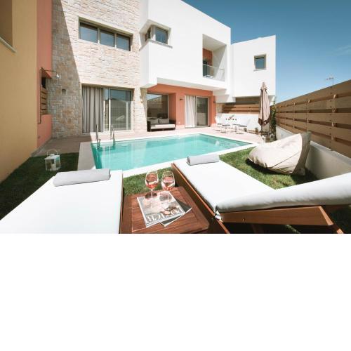 Tessera Villas Collection