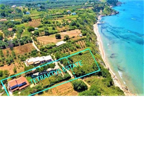 TETRAKTYS estate