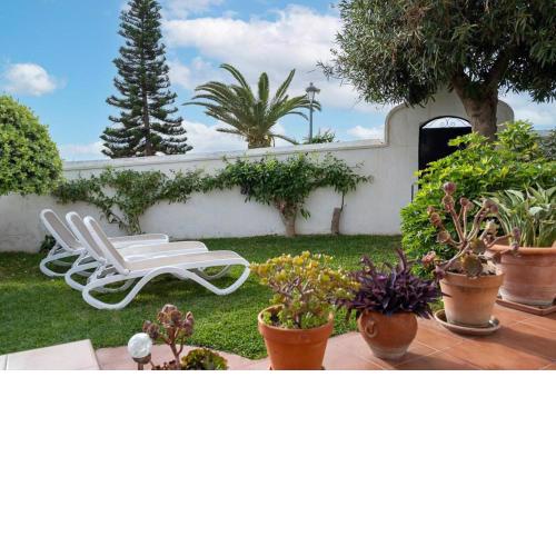 Tetuan 40 Oasis Properties