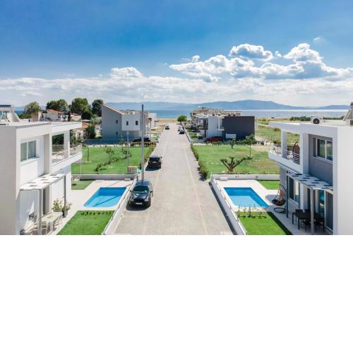 Thalassa & Thalassa Prive Residential Complex