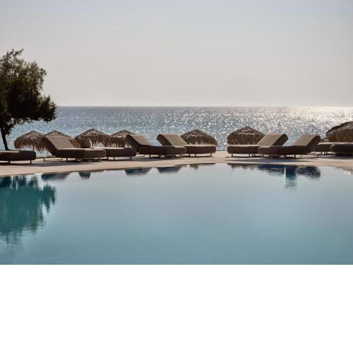 The Bay Hotel & Suites