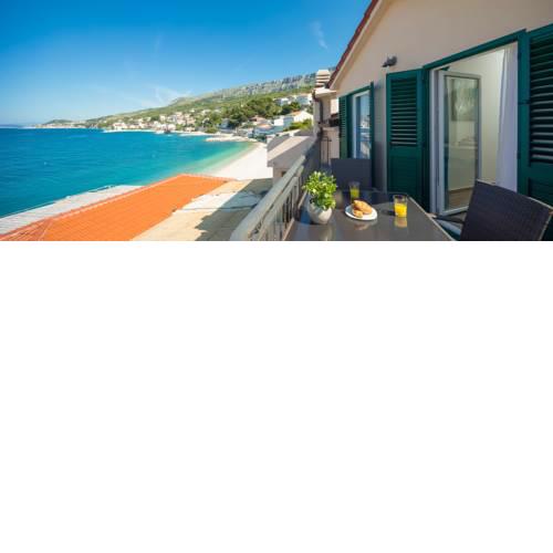 The Beach Suites