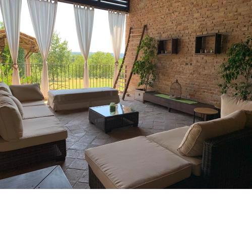 THE BERGHOUSE - LA CASA SUL CLIVO with JACUZZI