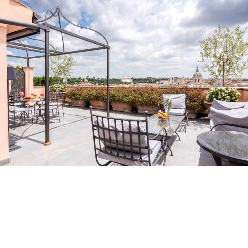 The Best Rent - Spacious apartment with terraces with panoramic view of Rome
