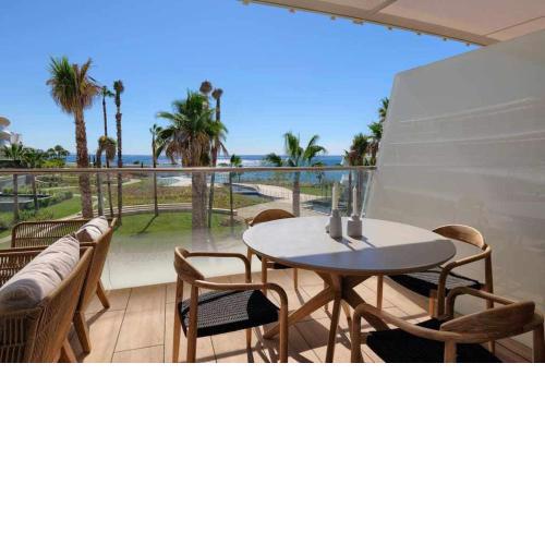 The Edge Lujoso apartamento con vistas al mar