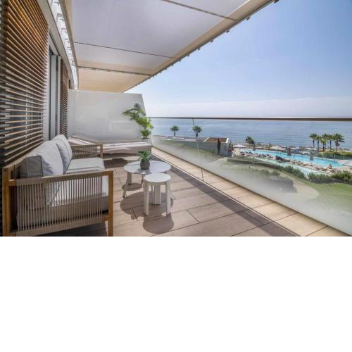 The Edge Lujoso apartamento con vistas al mar