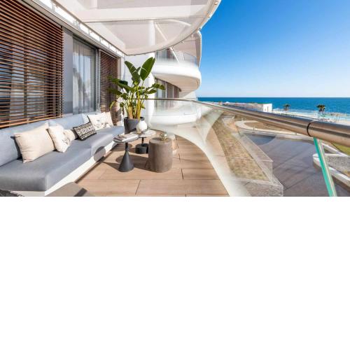The Edge Lujoso apartamento con vistas al mar
