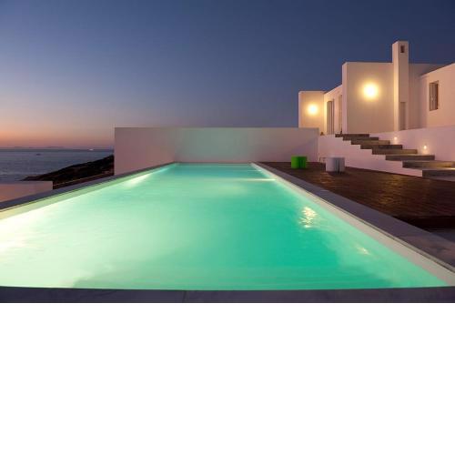 The Edge Luxury Summer House