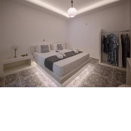 The F Suites