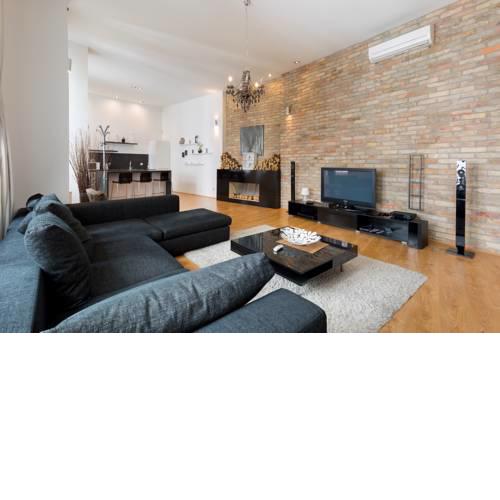 The Fashion Street Apartment