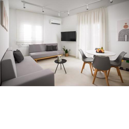 The H Experience - Elegant 1BD apartment in Heraklion center