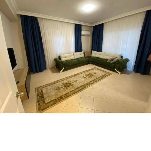 THE HALCYON APARTMENT