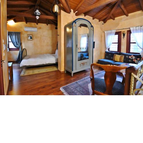 The House by the River Luxury Villa