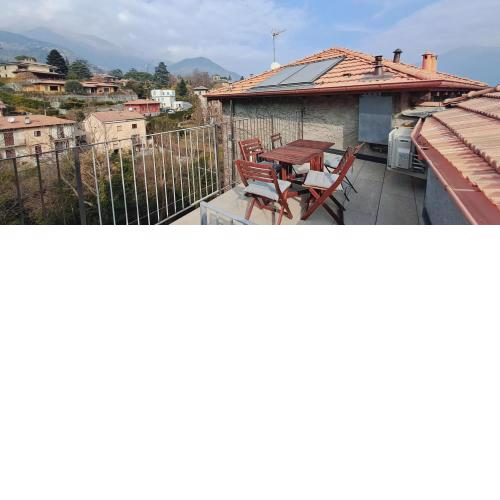 The House on the Bridge- La Casa sul Ponte