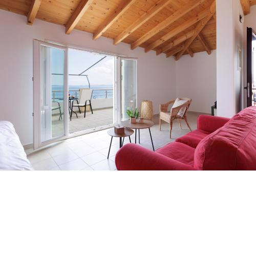 The Island Life Apartments by Konnect, Ipsos Beach