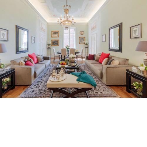 The Medieval Penthouse, Indulge among History in a Luxury 5 Bedrooms Apartment