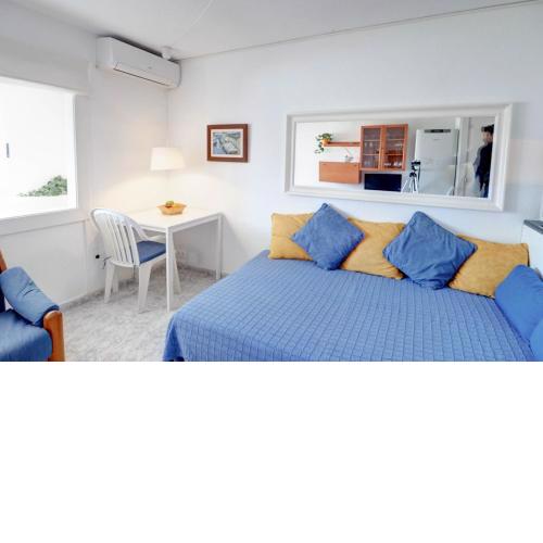 The Moon Studio by Hello Homes Sitges