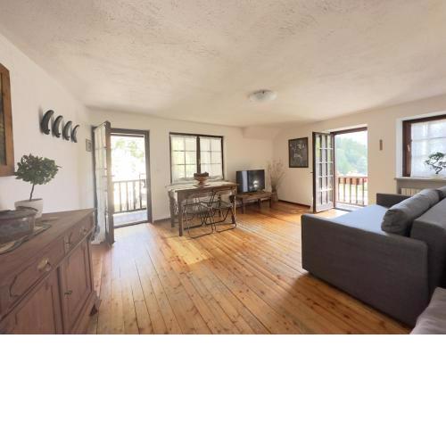 tHE Mountain View Lodge