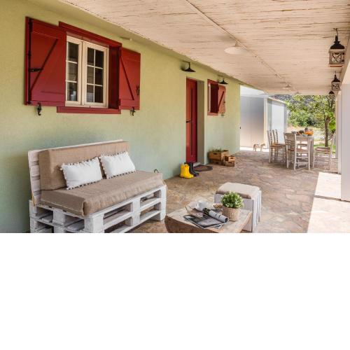 THE OLIVE TREE COTTAGE