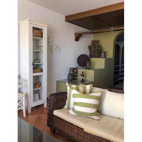 The Paradise suites by ANNE, Charm apartment