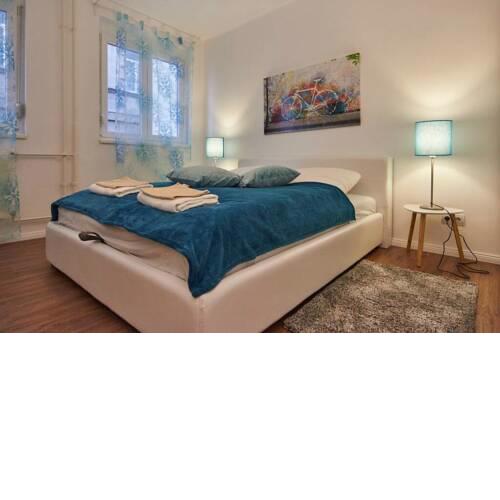 The Paulay Downtown apartment+A/C