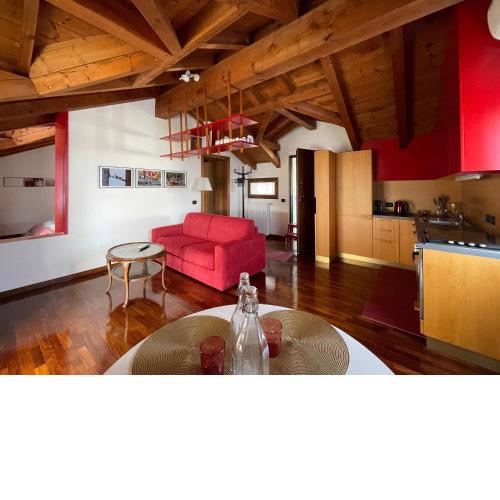 The Pretty Attic
