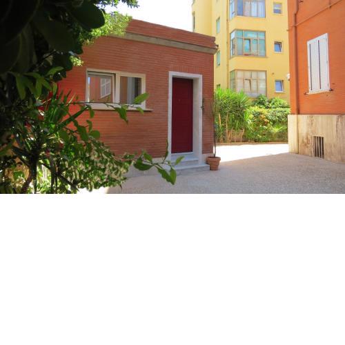 The Red Box Roma on the Beach