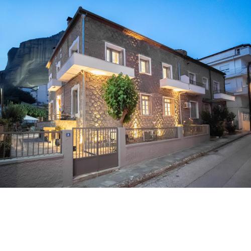 The Rock Guesthouse