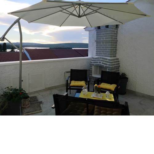 The Rooftop Apartment Punat